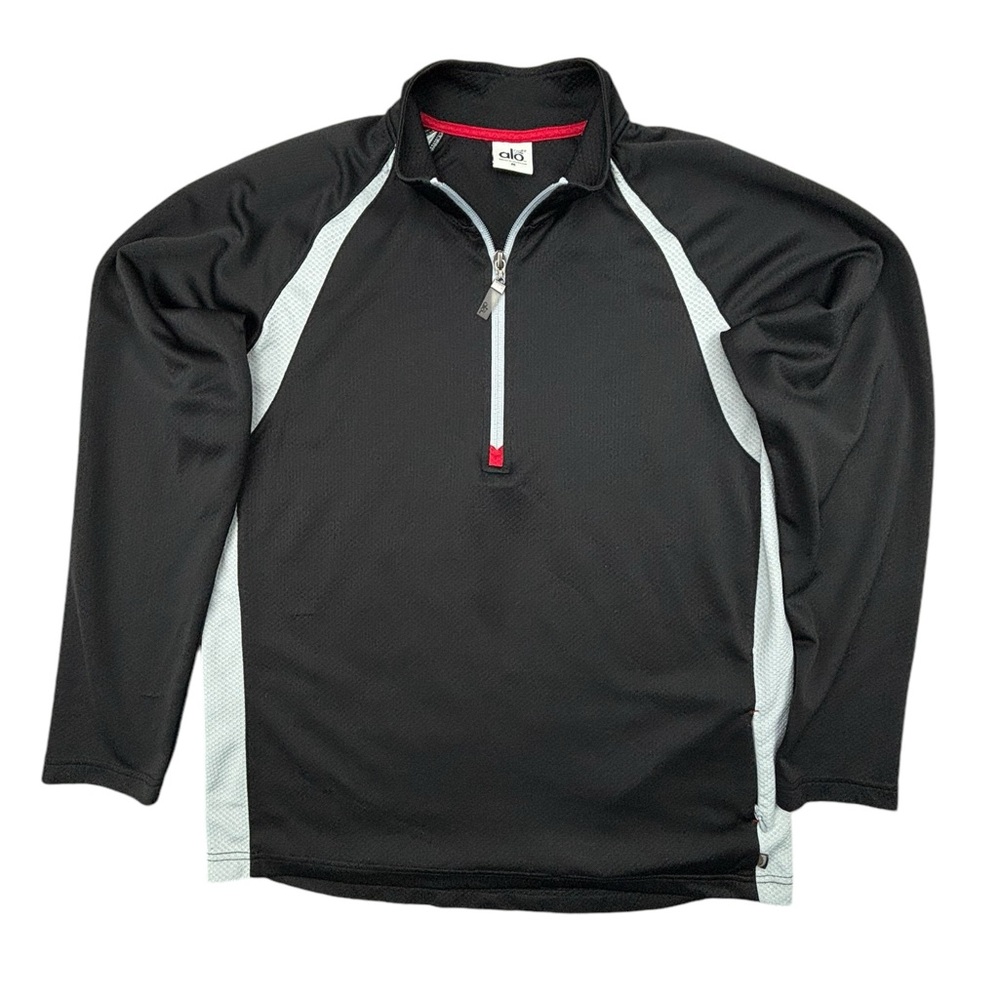 Alo- Coolfit 1/4‎ Zip warm up shirt- Medium- Good condition!!